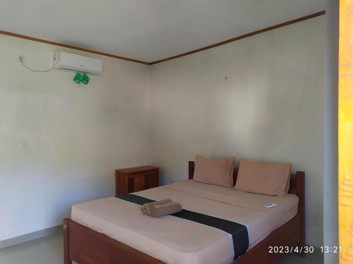 Kebun Homestay Kuta  Exterior photo